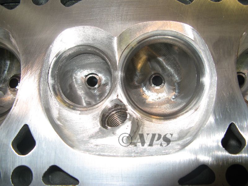 LS6 combustion chamber